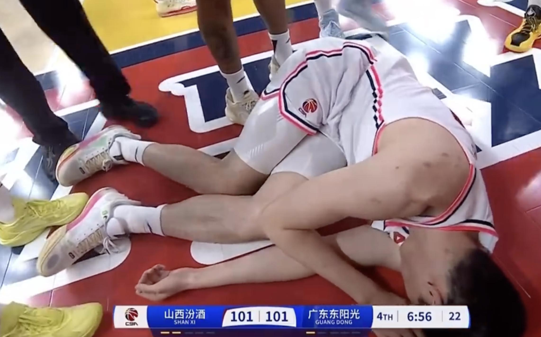 篮球职业联赛中球员受伤情况频发